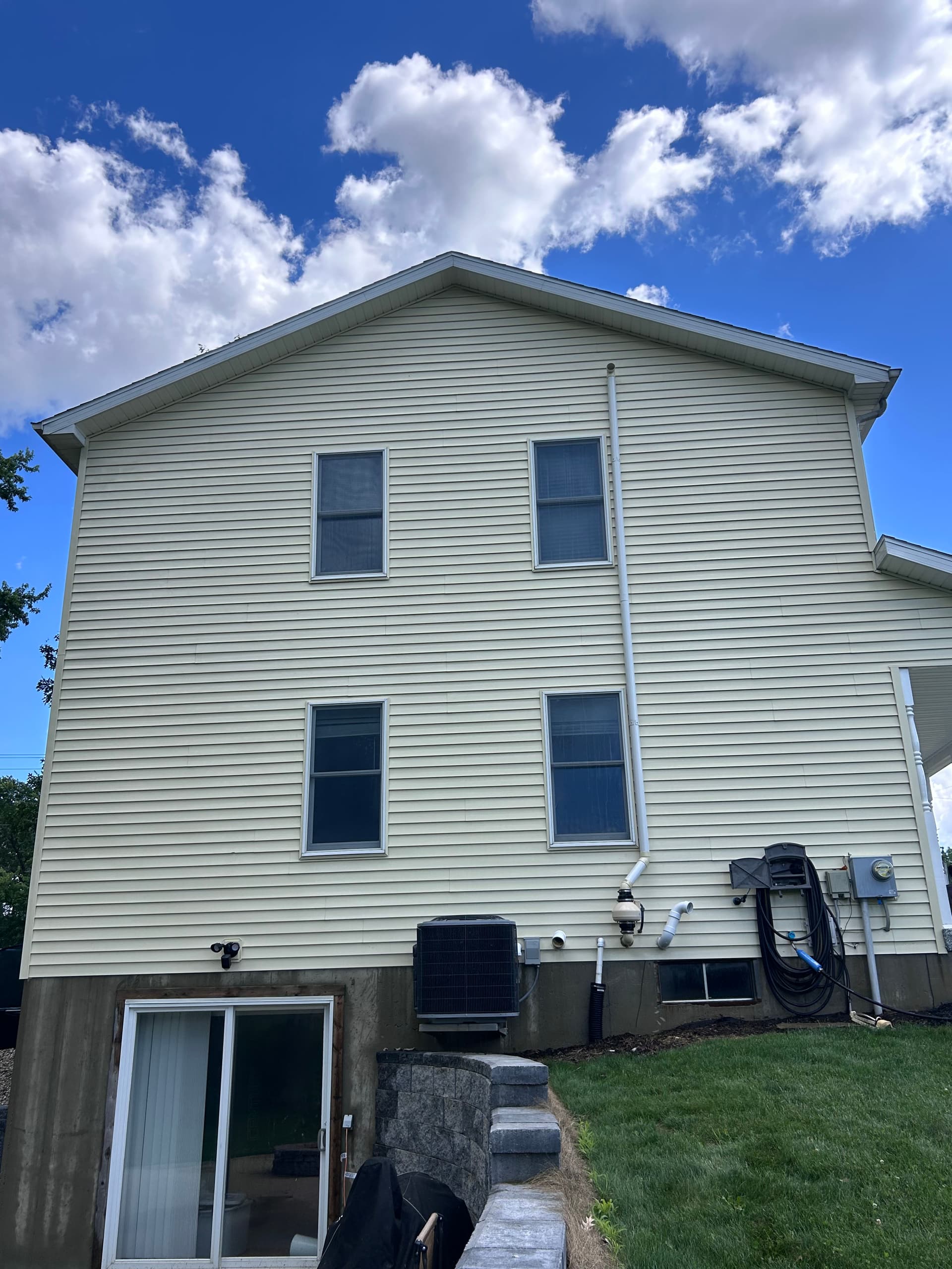 Gallery photos for Dirty Siding Is More Than Just an Eyesore in Lansing: Image #3