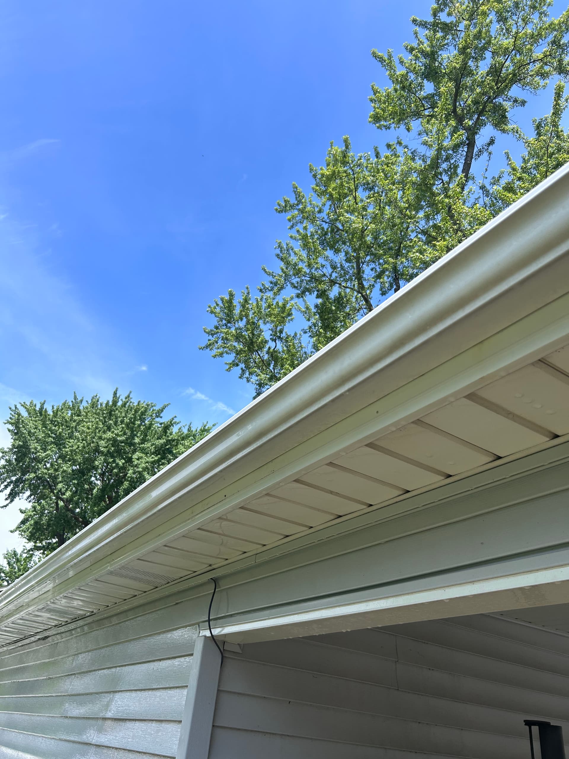 Gallery photos for House Washing and Gutter Brightening That Actually Makes a Difference: Image #4