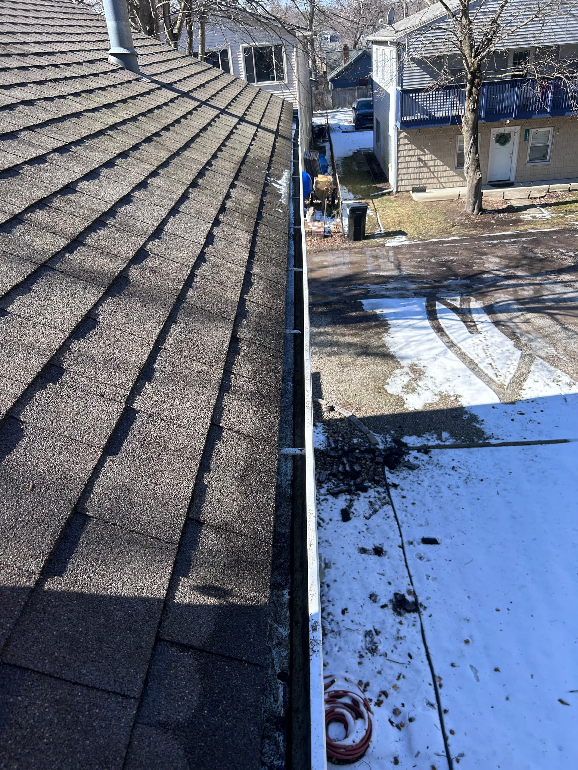 Gallery photos for Spring Gutter Cleaning for a Fresh Start: Image #7