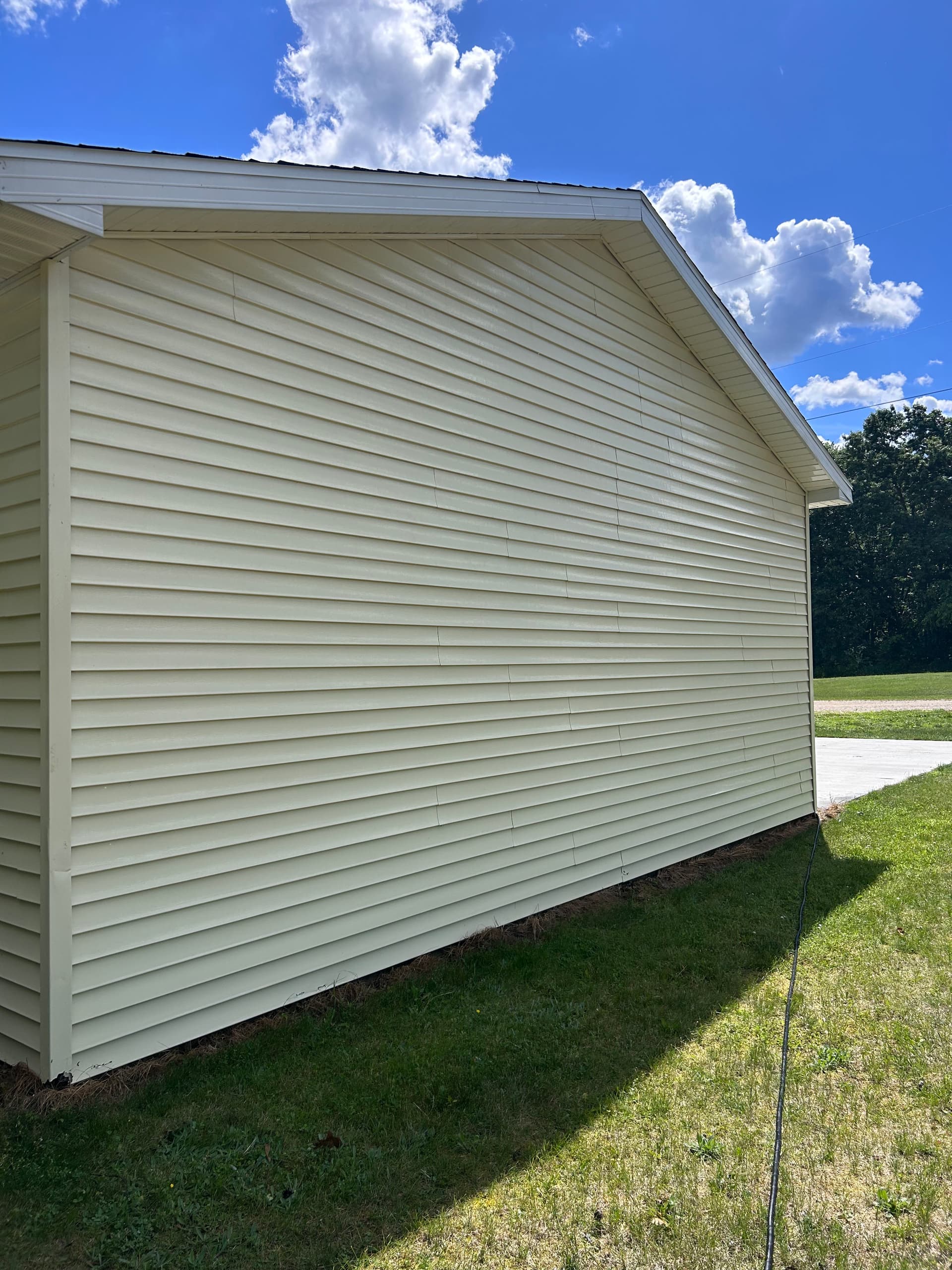 Gallery photos for Dirty Siding Is More Than Just an Eyesore in Lansing: Image #1