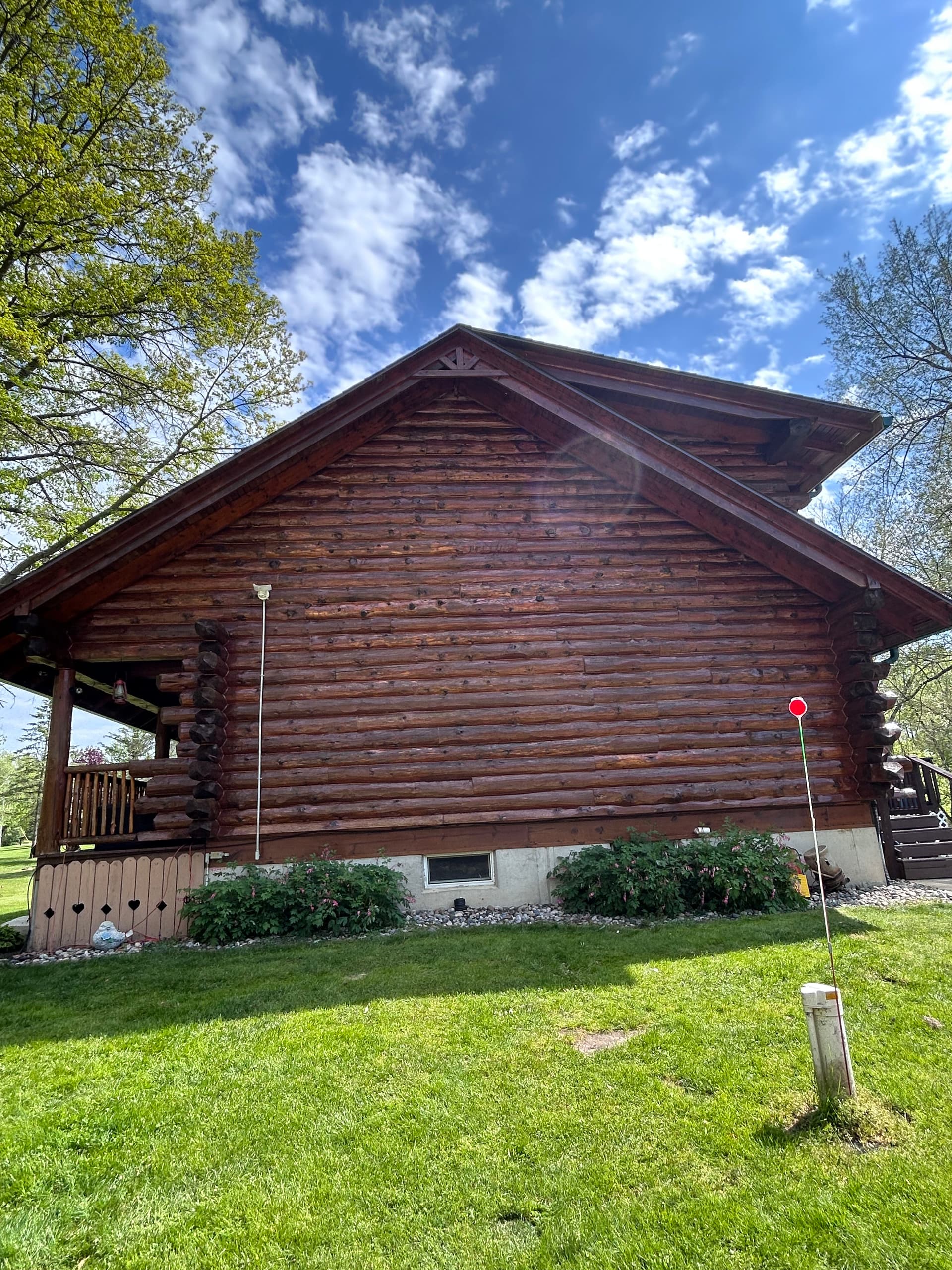 Gallery photos for Log Cabin House Wash and Stain Done Right: Image #1