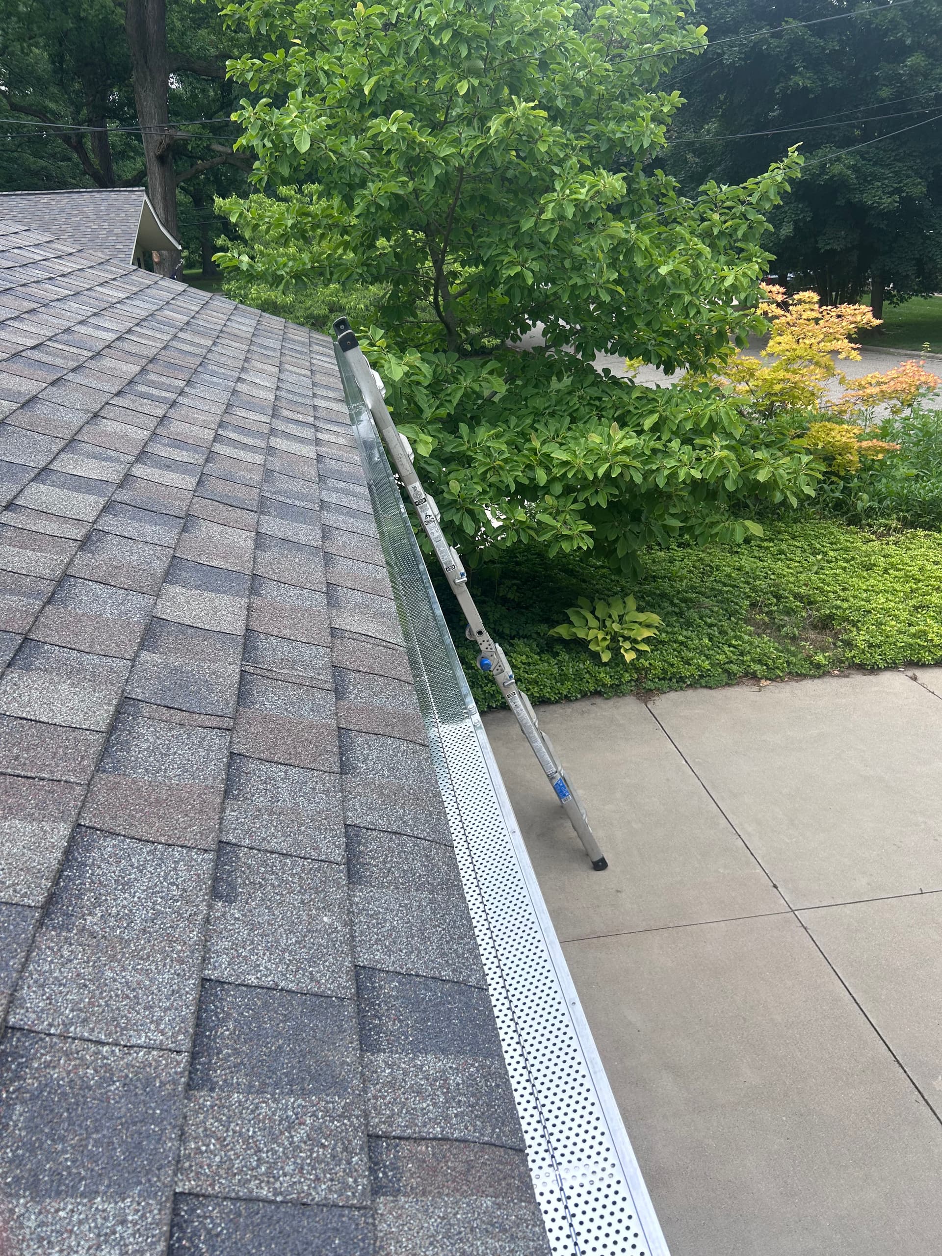 Gallery photos for Gutter Guard Installation Done Right in Owosso: Image #3