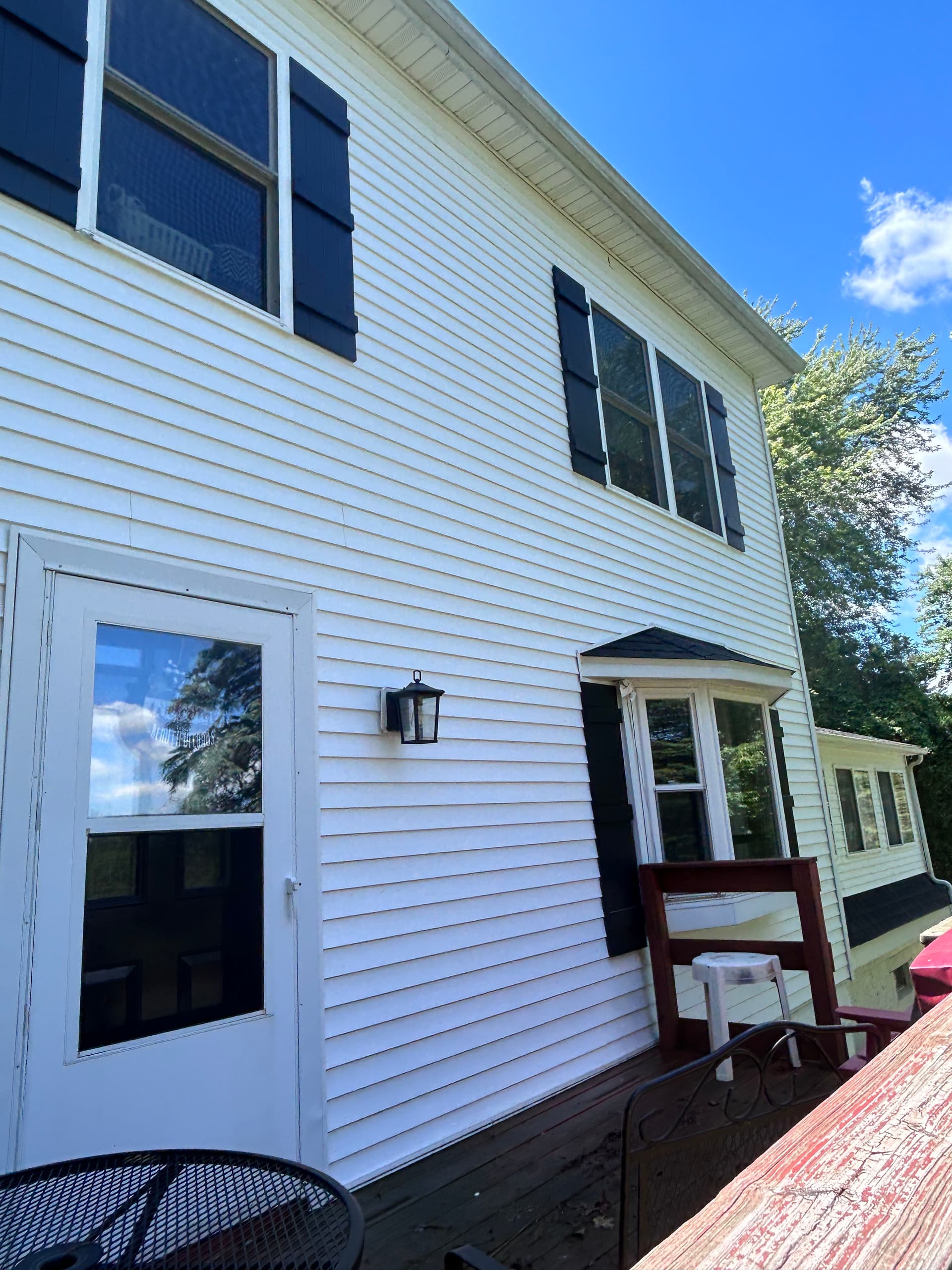 Gallery photos for House Wash for Twin Oaks Mowing and Snowplowing: Image #4