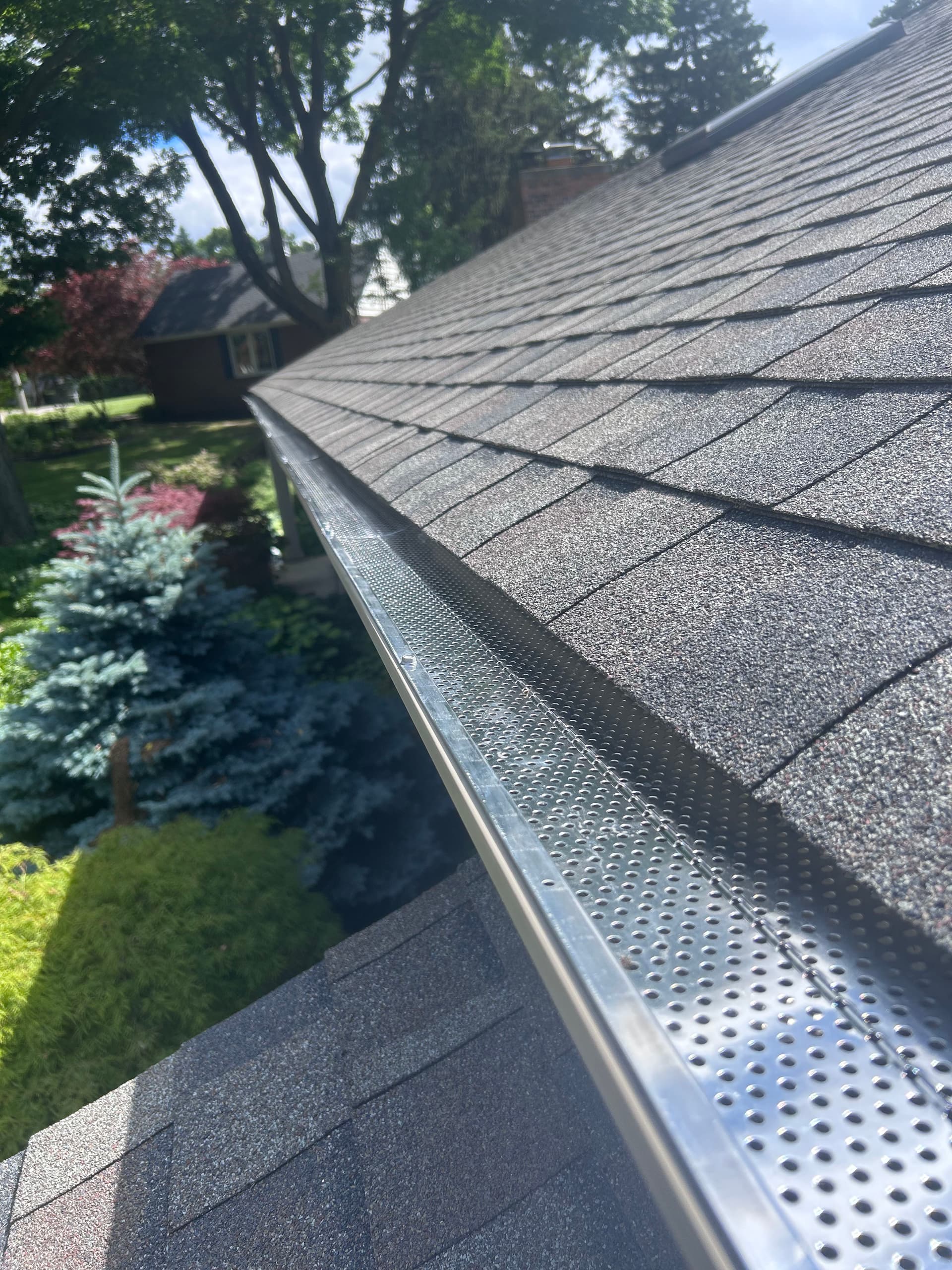Gallery photos for Gutter Guard Installation Done Right in Owosso: Image #5