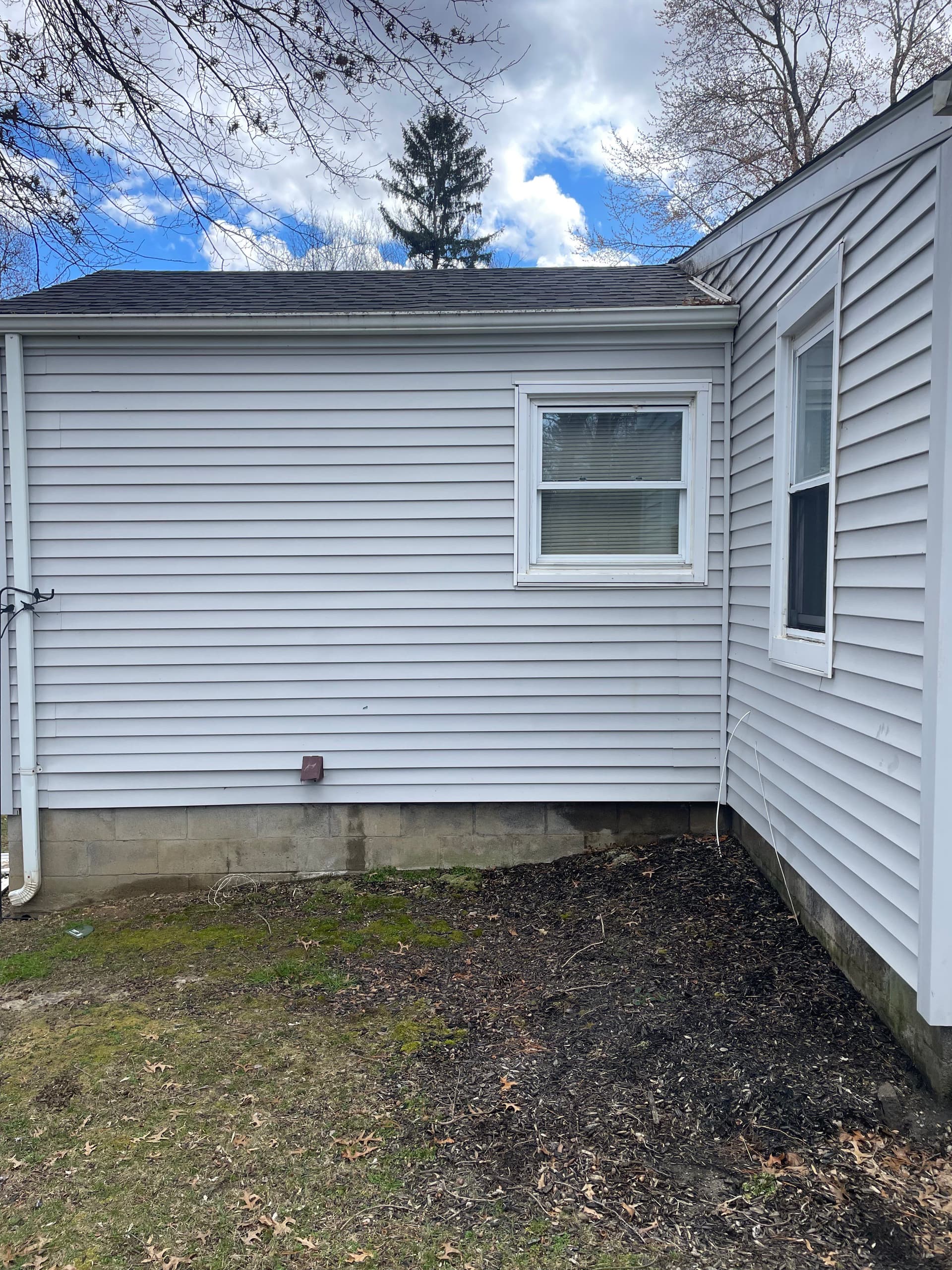 Gallery photos for Two House Washes Done Right in Williamston: Image #5