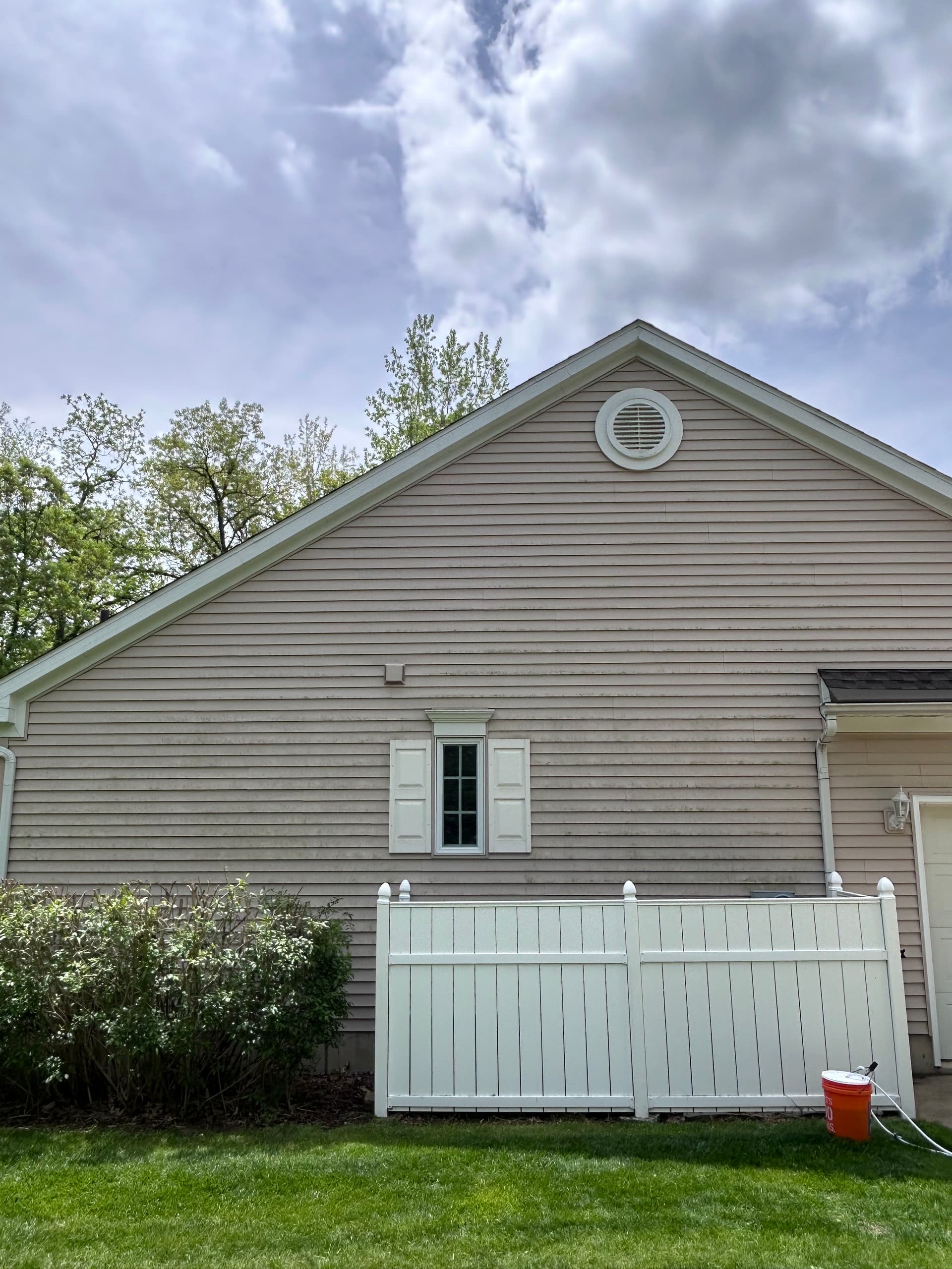 Full House Wash Done Right in Perry, MI image