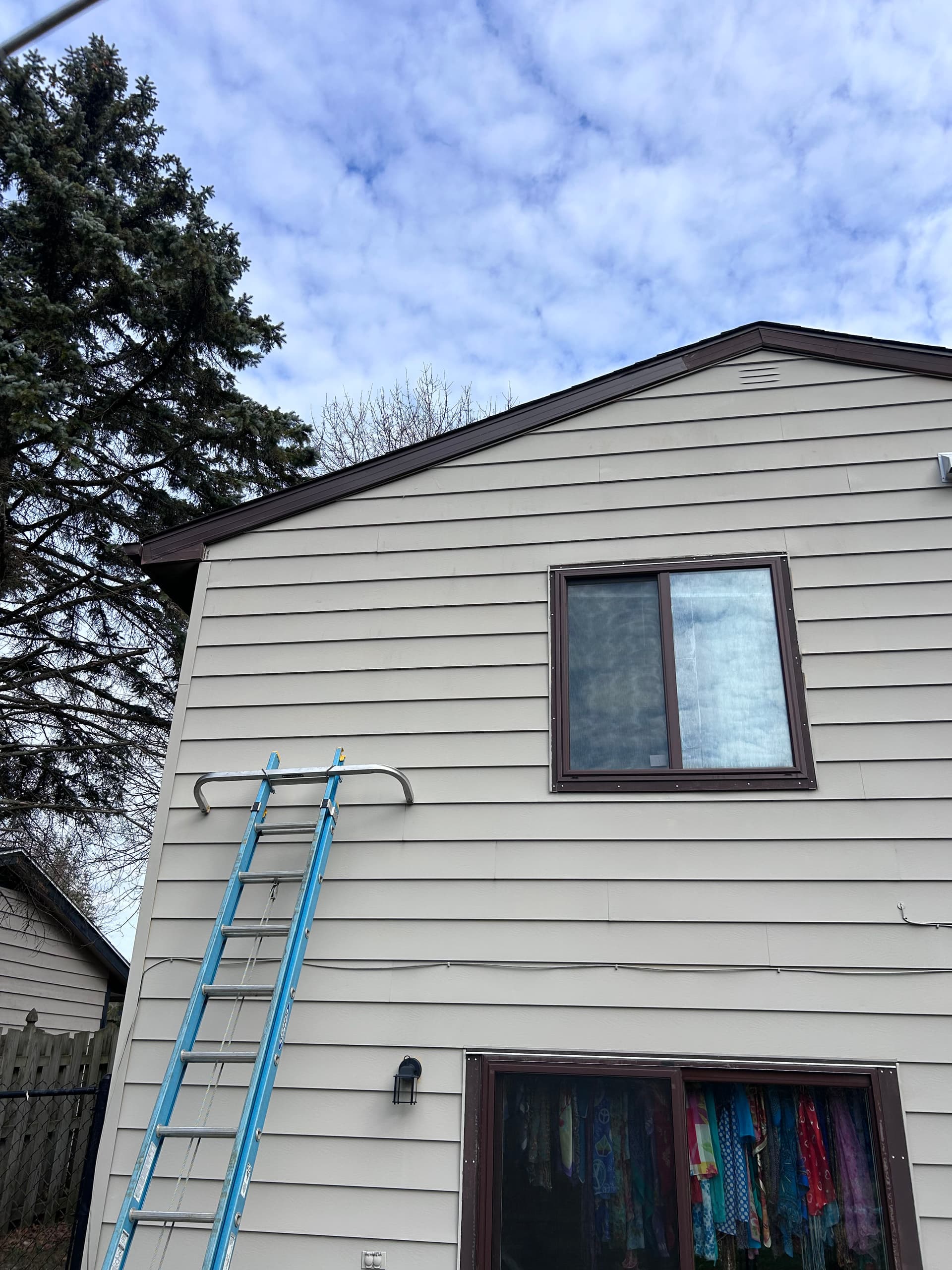Gallery photos for Spring Cleaning Solutions - Gutter Tidy-Up and Fascia Trim Repair: Image #2