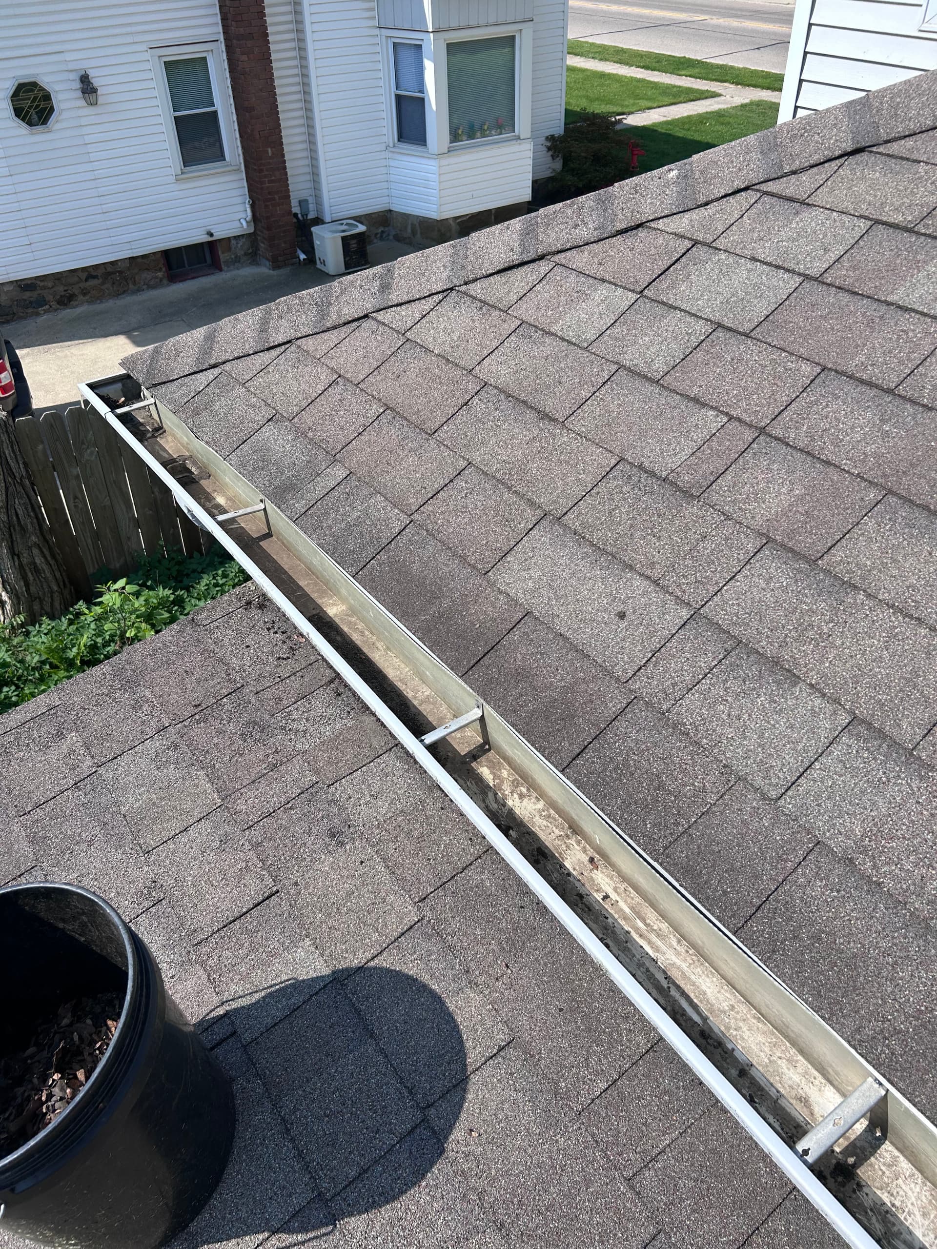 Gallery photos for Gutter Cleaning and House Washing in Williamston: Image #1